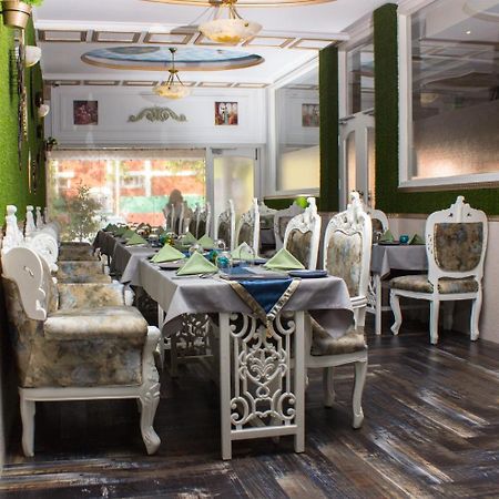 Hotel Posh Chandigarh Luaran gambar