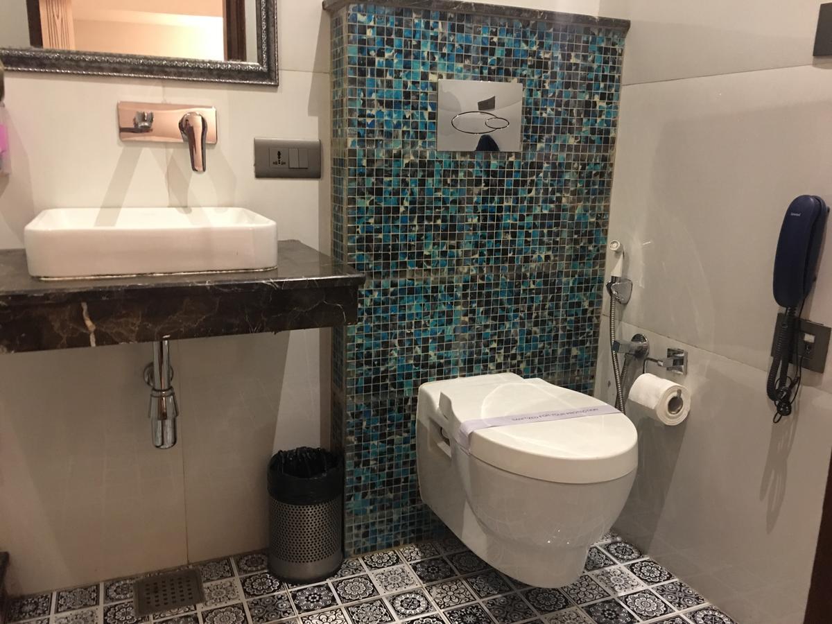 Hotel Posh Chandigarh Luaran gambar
