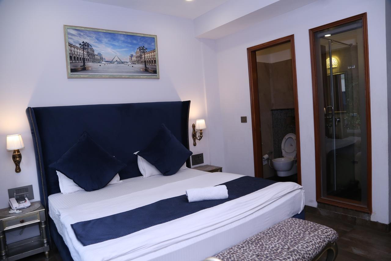 Hotel Posh Chandigarh Luaran gambar
