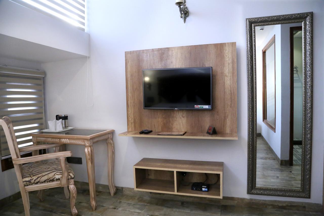 Hotel Posh Chandigarh Luaran gambar